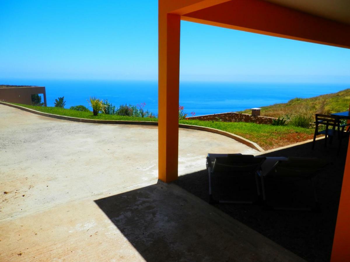 Holiday home Au Petit Madere Prazeres